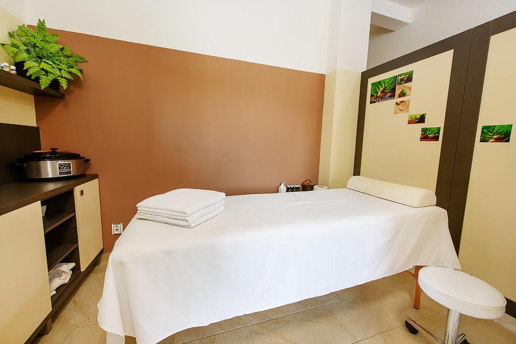 Hotel Rakovec Brno Extérieur photo